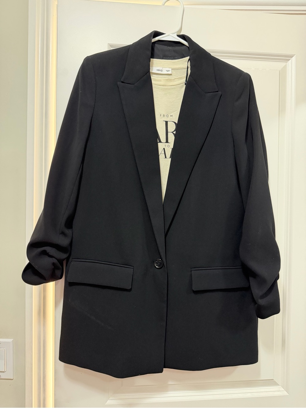 Black Women's Single-Button Blazer Jacket